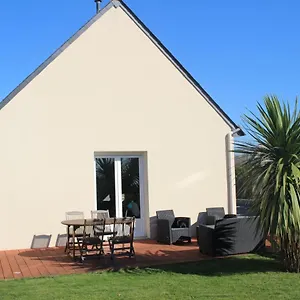 Hébergement de vacances Maison Récente, Deux Chambres, à 10 Minutes En Voiture Des Plages, Moëlan-sur-Mer